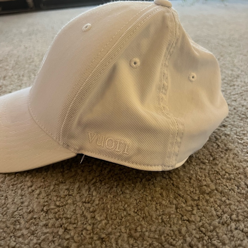 Vuori snapback hat